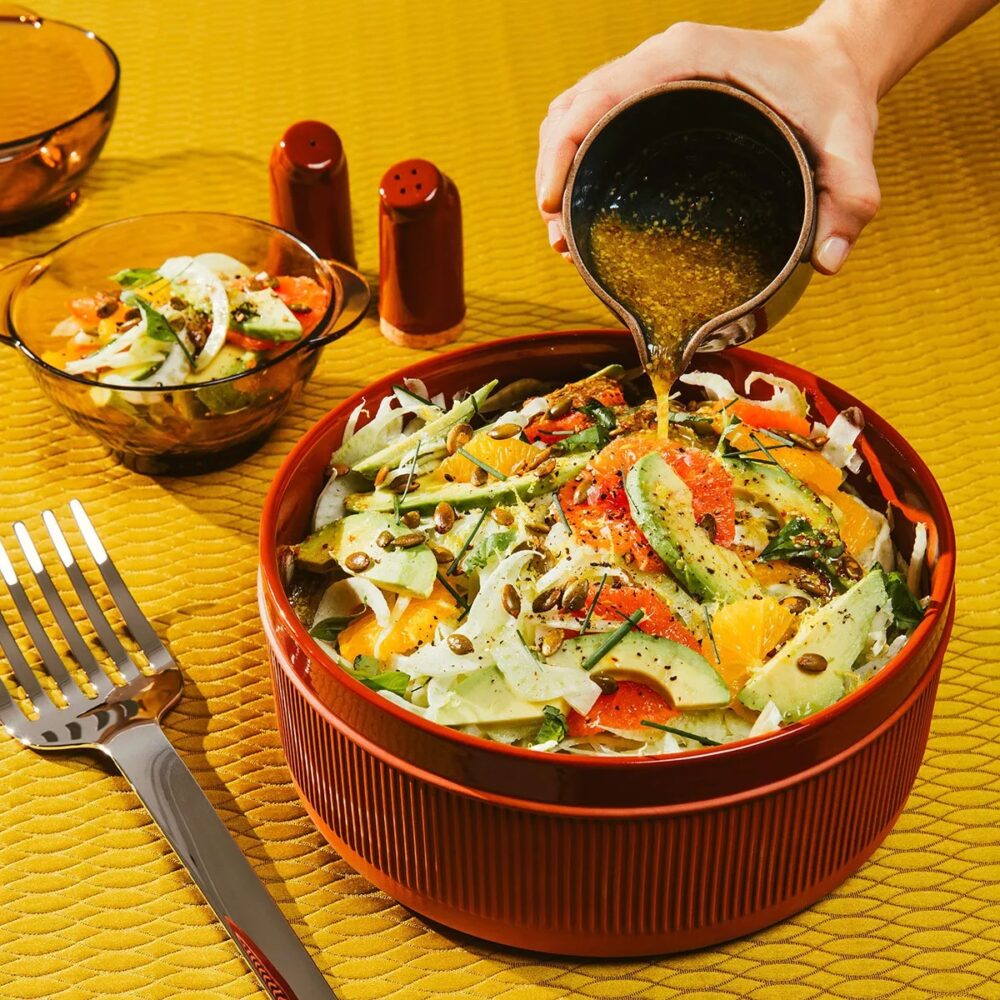 フェンネル・オレンジ・アボカドとハーブ・かぼちゃの種のミックスサラダ