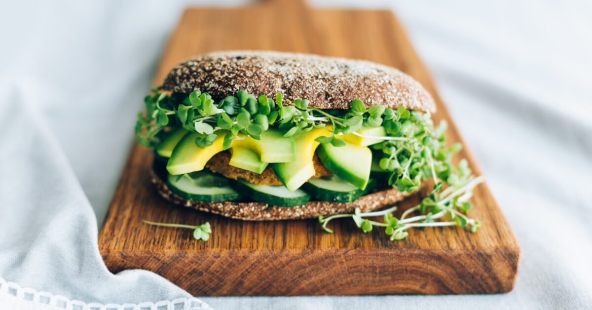 アボカドをハンバーガーにトッピングするメリット